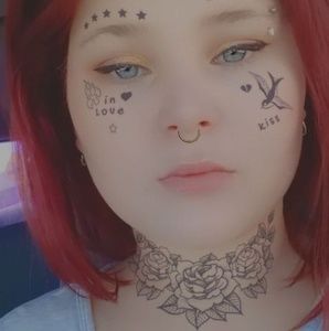 Meet your Posher, Kaytlyn